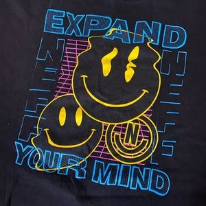 Neff ’Expand Yourself’ Smiley Face T-Shirt